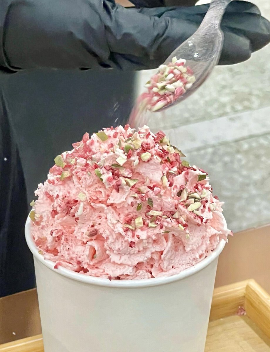 Alia Aziz tweet media