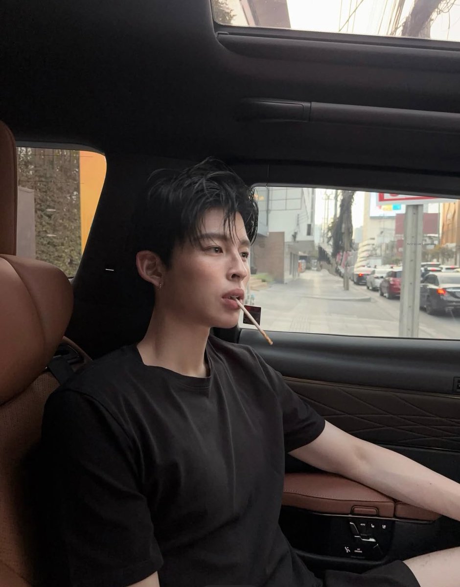 mie 𓇼 ( Thee’s mom ) tweet media