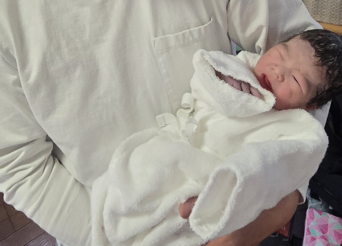 eisuke000 tweet media