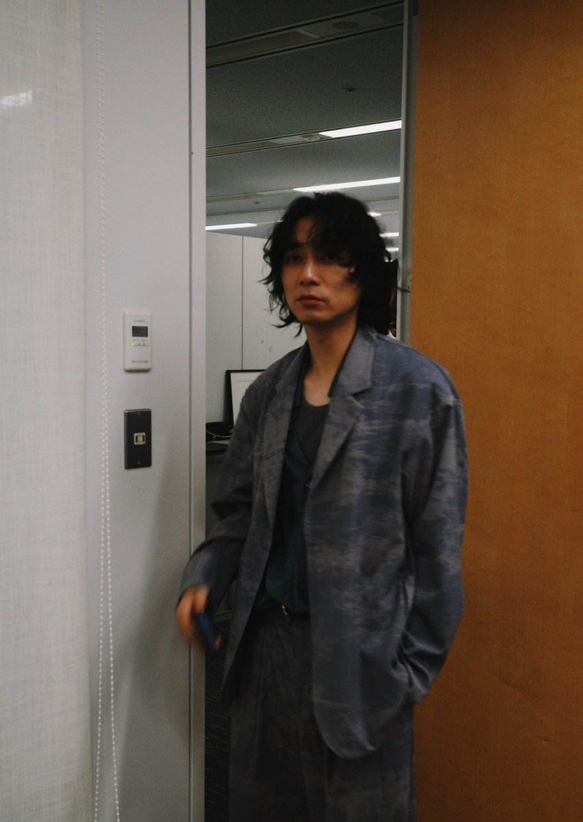 渋谷謙人&スタッフ tweet media