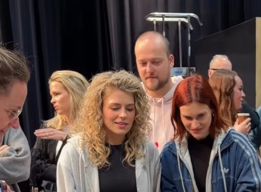 ✨Toetje✨ tweet media