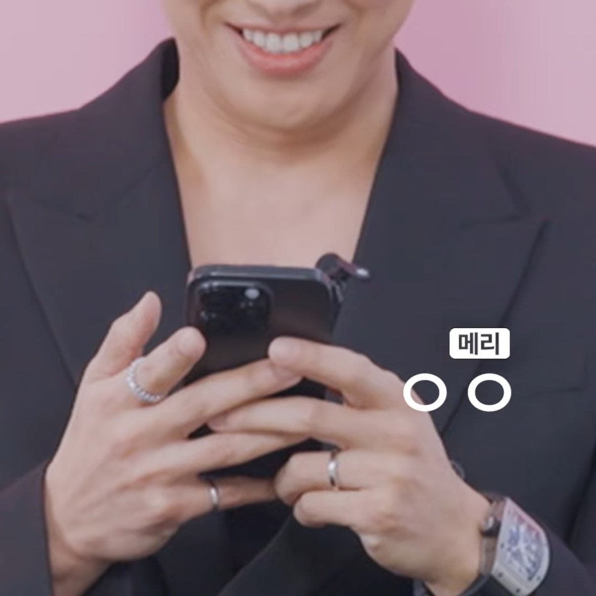 line ★★⁶⁵ tweet media