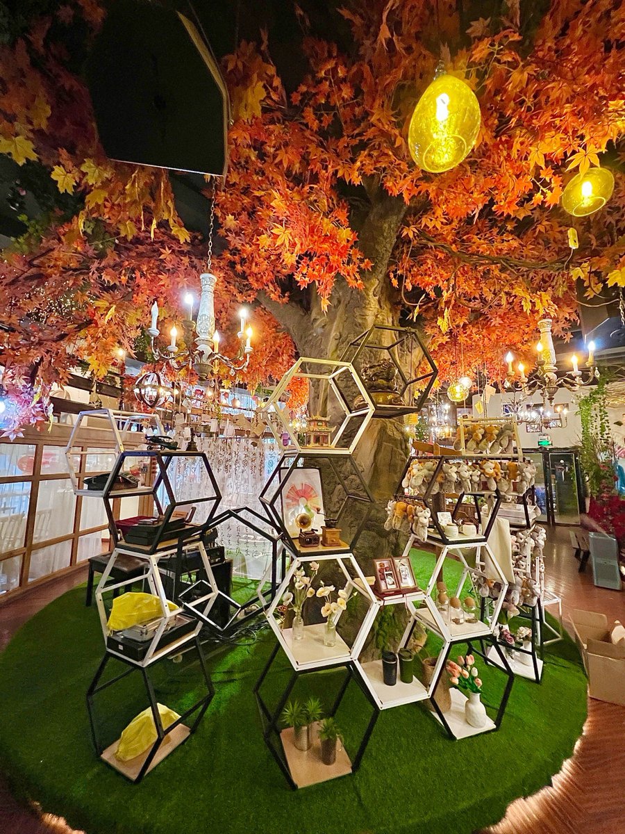 Chris Barry tweet media