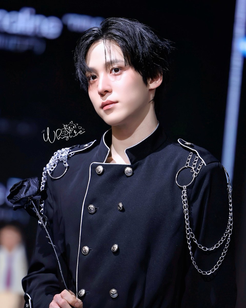 𝕎𝕙𝕪 𝕐𝕦 ℍ𝕖𝕣𝕖 𝕦._.𝕦🐶 tweet media