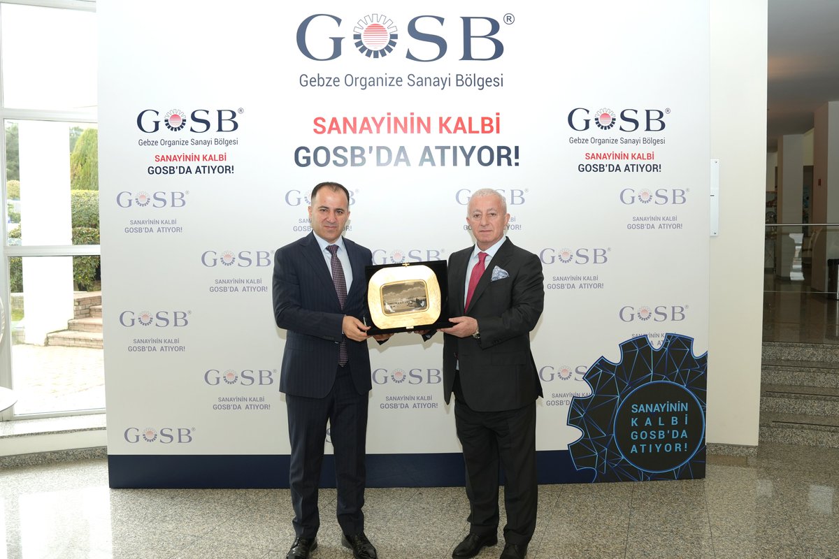 GOSB1986's tweet photo. Yönetim Kurulu Başkanımız Ercüment Sarıtaş, Yönetim Kurulu Üyemiz Ayşe Akşit ve Bölge Müdürümüz Kevser Uygur Oylumlu'nun ev sahipliğinde; Gebze İlçe Milli Eğitim Müdürü Şenol Pekgöz ve mesleki teknik liselerin okul müdürleriyle bir araya geldik.

Gerçekleştirilen görüşmede, mesleki eğitimin güçlendirilmesi, staj süreçleri, kadın istihdamı ve kalıcı okul-sanayi iş birliği modelleri ele alındı.

Gençlerimizin geleceğine katkı sunacak somut adımlar atılması konusunda ortak bir yaklaşım benimsendi.

#GOSB #MeslekiEğitim #EğitimSanayiİşbirliği #Gebze #Sanayi #Eğitim #MeslekOkulları #MilliEğitim #GebzeMilliEğitim