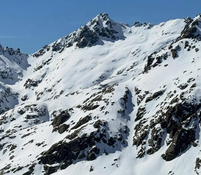 Club Deportivo Abulense de Montaña Almanzor tweet media