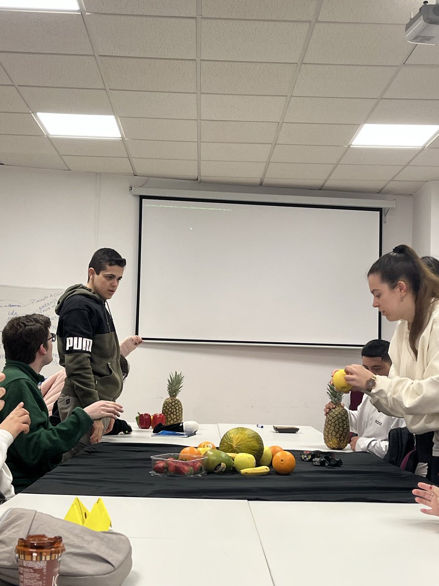 Título Propio TAEC UMA tweet media