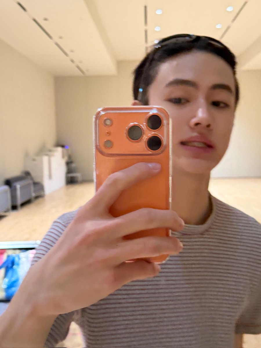 seonghyeon feed tweet media