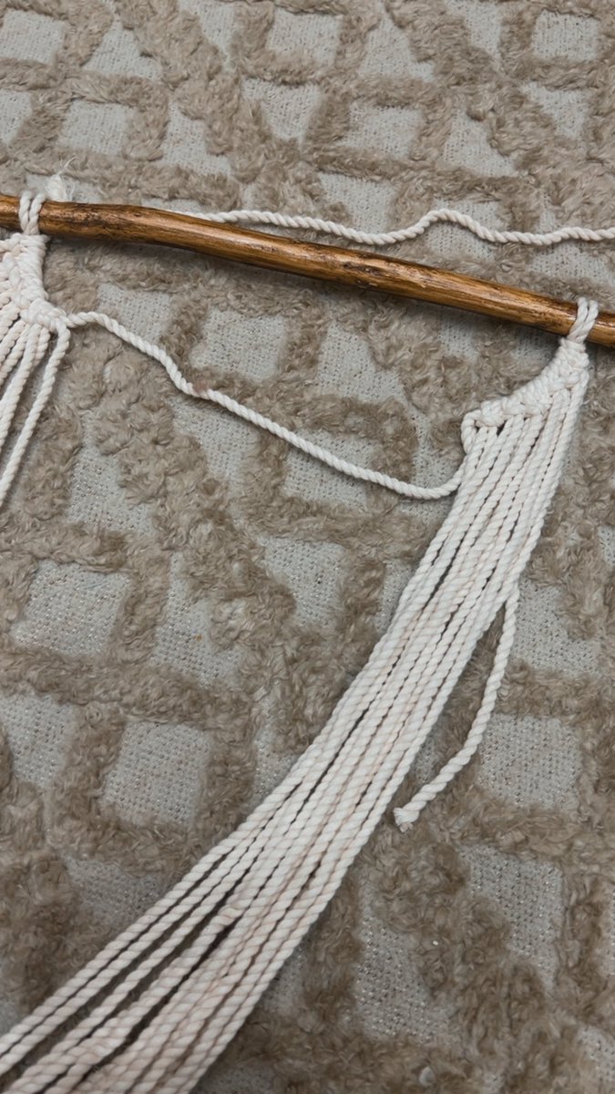 مَريَم tweet media