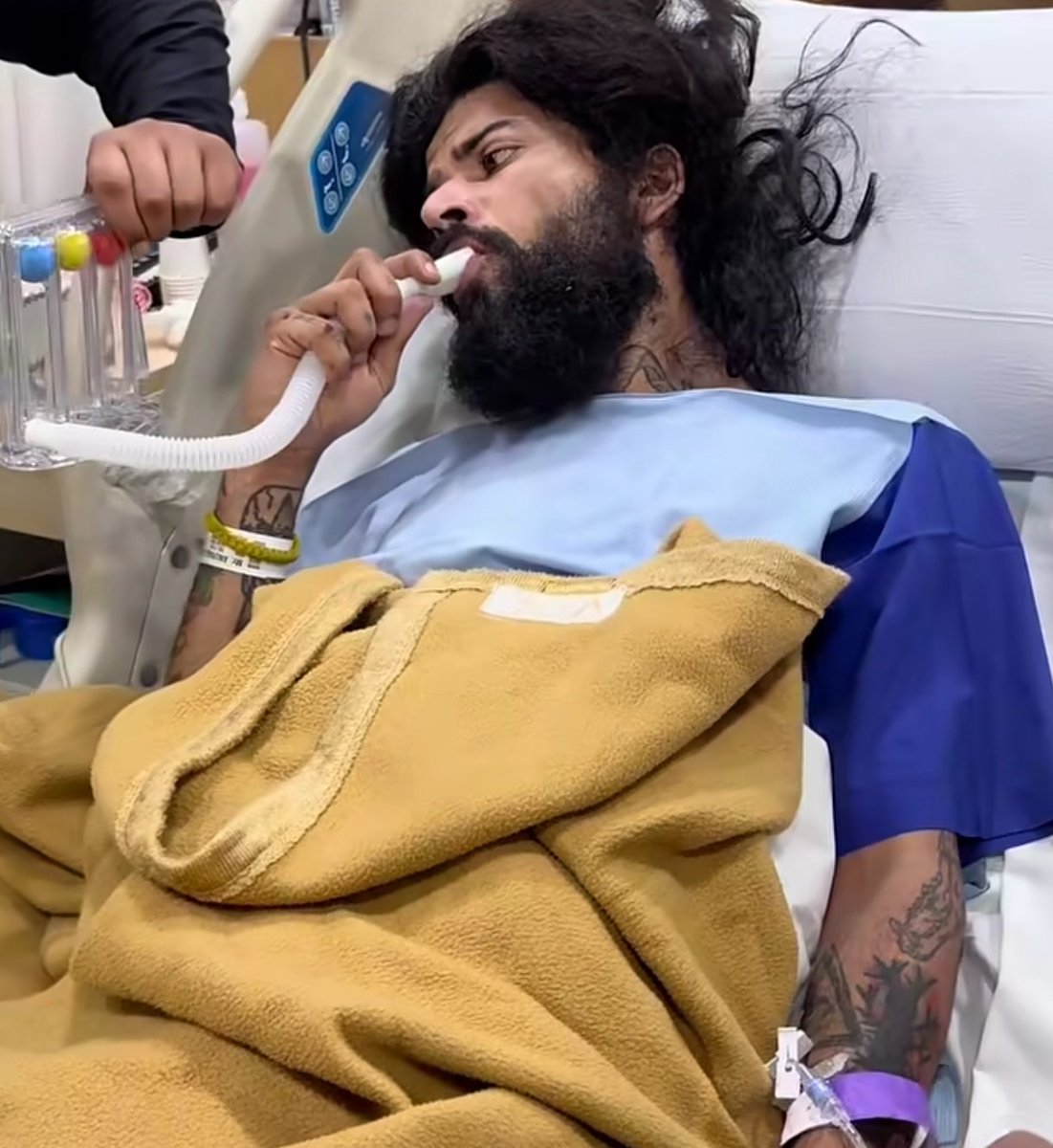 SHARAD YADAV tweet media