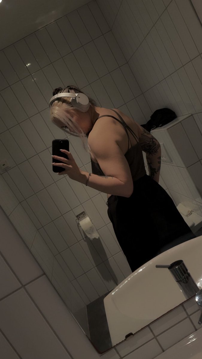 ✧☽𝓥𝓲𝓴𝓲𝓷𝓰☾✧ tweet media