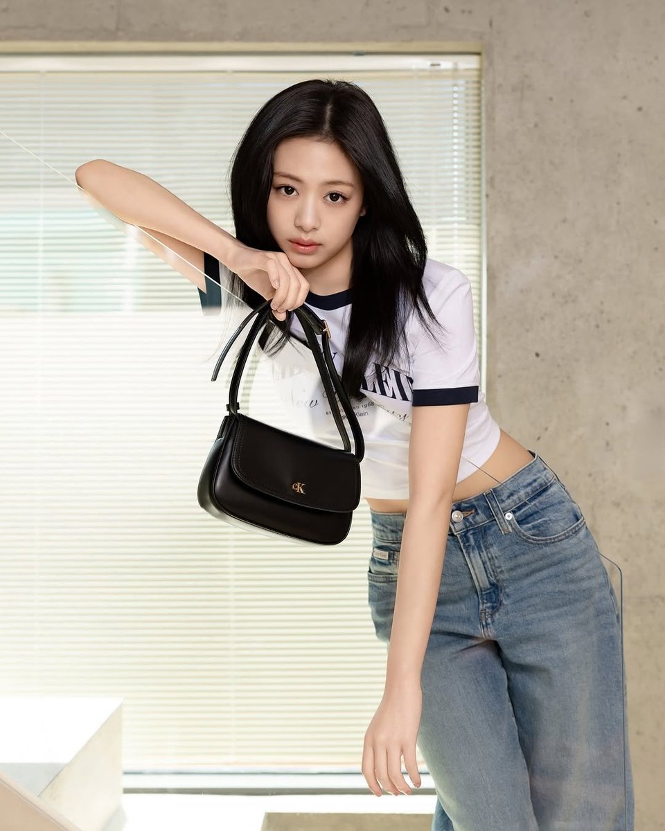 베모나 tweet media