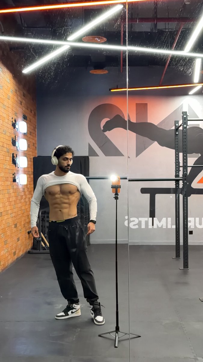 لُؤَيْ tweet media