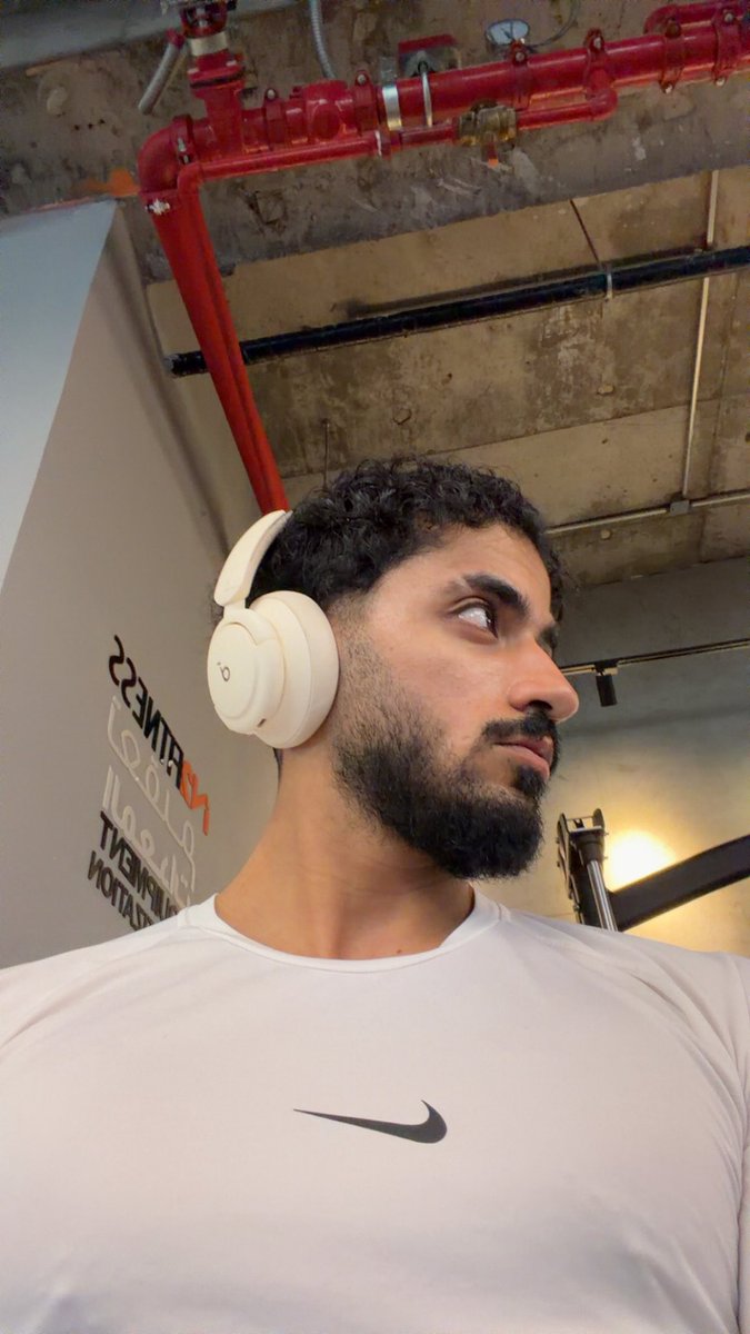 لُؤَيْ tweet media