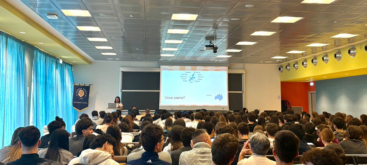 Dip_Bio_Unipi's tweet photo. L’Università di Pisa ha ospitato UniStem Day lo scorso 20 marzo: il più grande evento internazionale per avvicinare i giovani alla ricerca scientifica e in particolare sulle cellule staminali. 220 studenti delle scuole superiori hanno partecipato all’evento. #unistem https://t.co/oED5P4RtxF