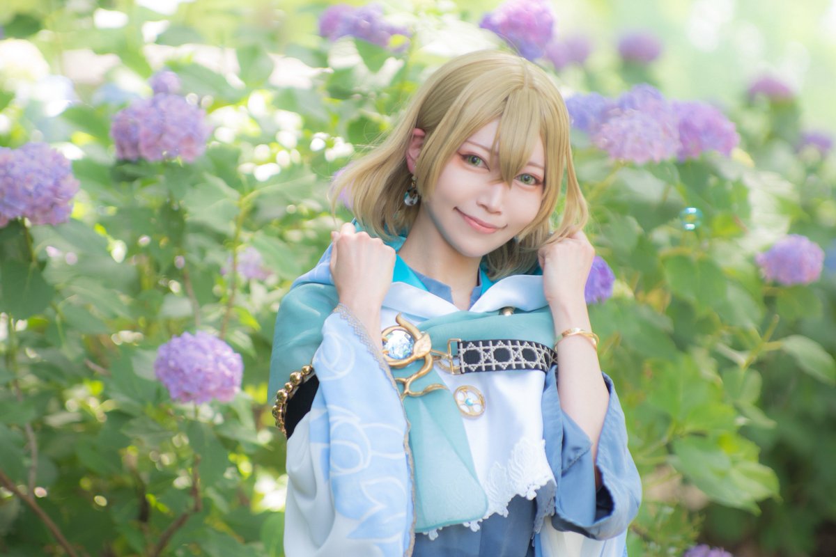 《cos》
魔法使いの約束 ＊ ルチル

.̩₊̣.̩✧*̣̩˚̣̣⁺̣‧.₊̣̇.‧⁺̣˚̣̣*̣̩⋆·̩̩.̩̥·̩̩⋆*̣̩˚̣̣⁺̣‧.₊̣̇.‧⁺̣˚̣̣*̣̩✧·.̩₊̣.̩ 

☔️雨宿りのカエルのエチュード🐸

.̩₊̣.̩✧*̣̩˚̣̣⁺̣‧.₊̣̇.‧⁺̣˚̣̣*̣̩⋆·̩̩.̩̥·̩̩⋆*̣̩˚̣̣⁺̣‧.₊̣̇.‧⁺̣˚̣̣*̣̩✧·.̩₊̣.̩

📷: <a href="/koto_ragi/">🥦ε α )3 🦉真琴は観測中！🥛＞3🐈‍⬛</a> 
#まほやく_cos