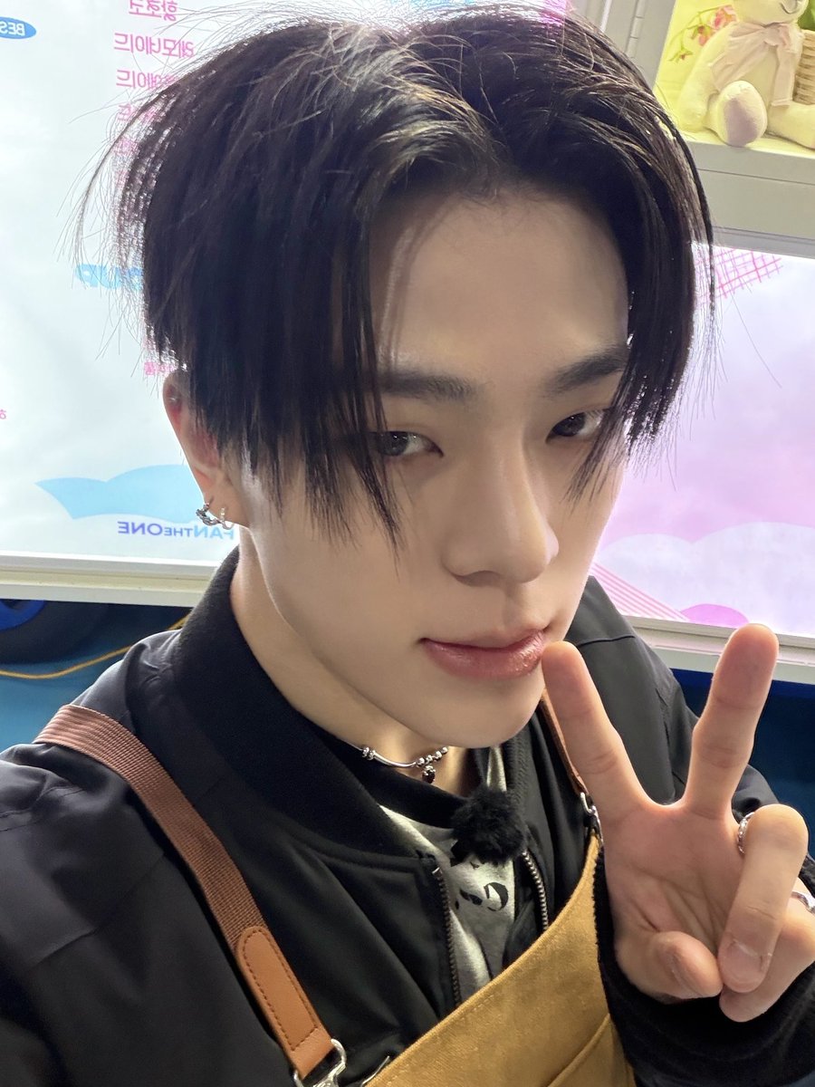 WHIB(휘브) tweet media