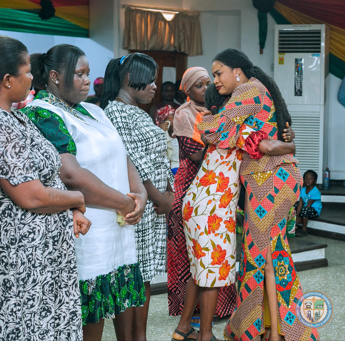 Ebi Bright tweet media