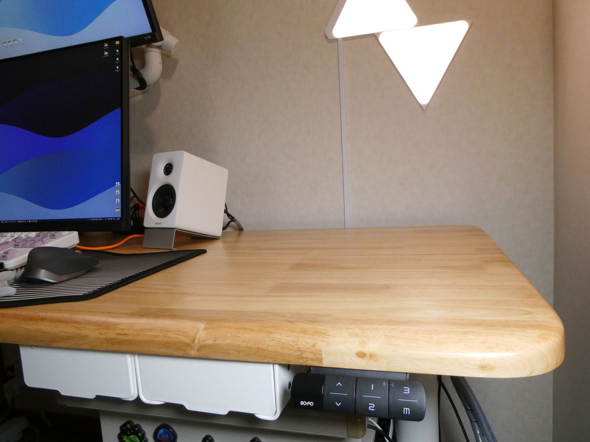 zeta_masa's tweet photo. #COFO新作カウントダウン
@COFO_Japan
電動昇降デスク COFO Desk Premium
COFO無重力モニターアームPro(上下配置版)
#COFO #キャンペーン #COFODesk #COFOArm #COFOデスク #COFOアーム https://t.co/aBSPJzlTri