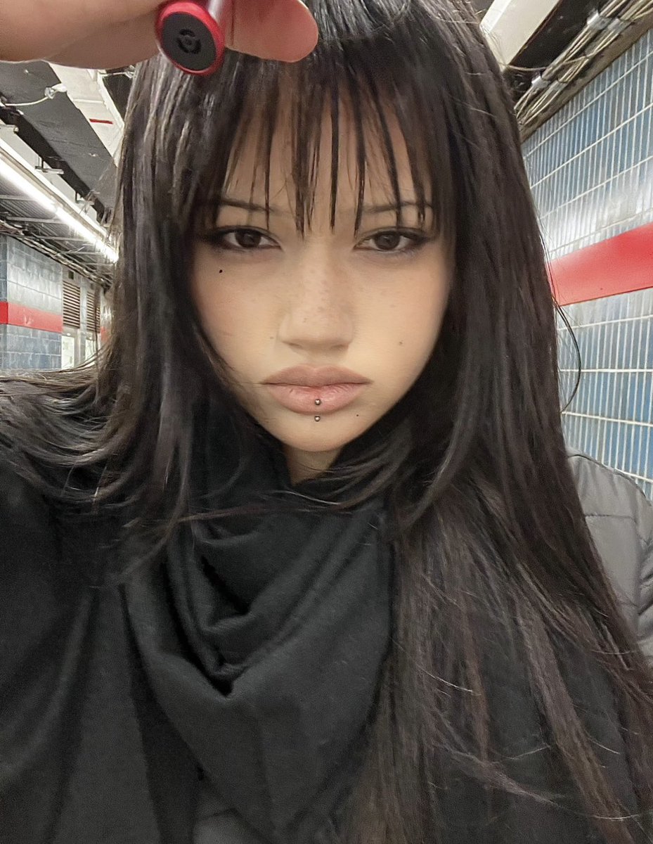 the yearnest tweet media