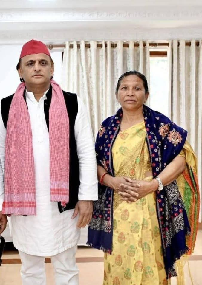 armansays_'s tweet photo. ब्रेकिंग न्यूज़ समाजवादी पार्टी ने पूर्व सांसद फूलन देवी जी की बहन रुक्मणी निषाद जी को बनाया यूपी प्रदेश अध्यक्ष.. महिलाओं का सम्मान हमेशा समाजवादी पार्टी में..

#BREAKİNGNEWS https://t.co/KnGJFoNyx0