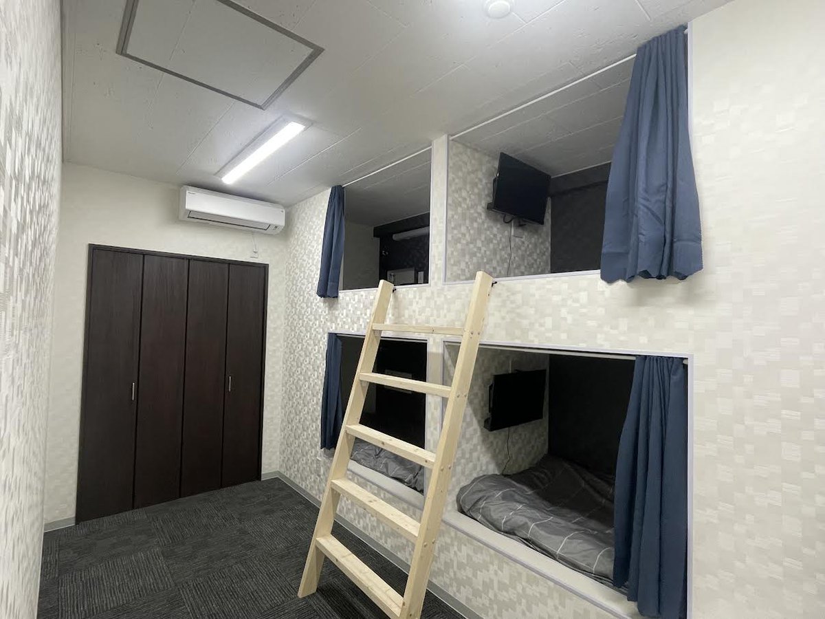 KMC_HALL tweet media