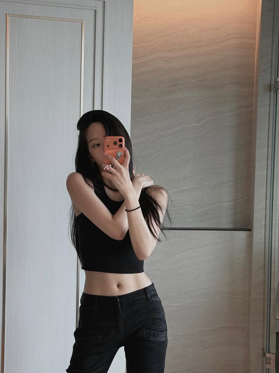 푸트리 ᥫ᭡ tweet media