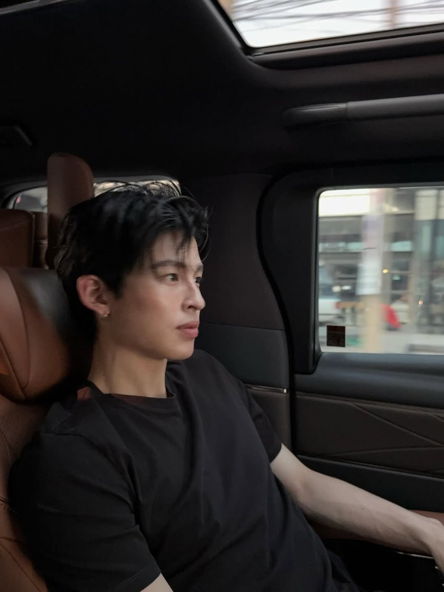 Cha દᵕ̈૩ tweet media