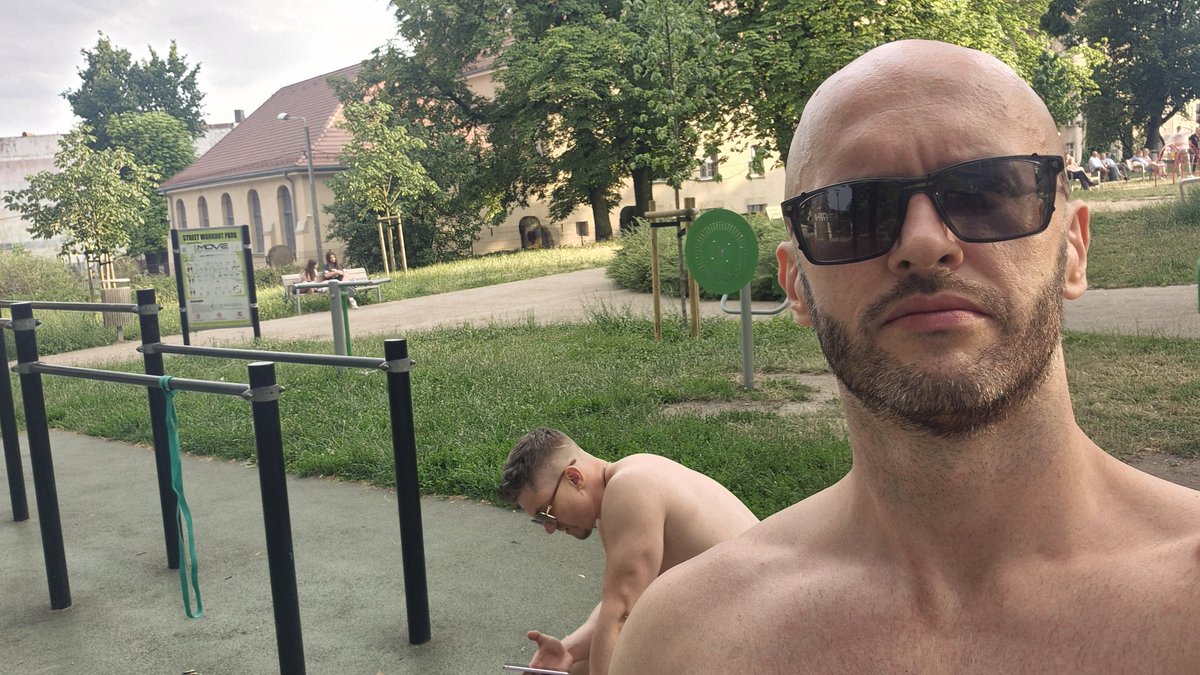 BostonTea tweet media