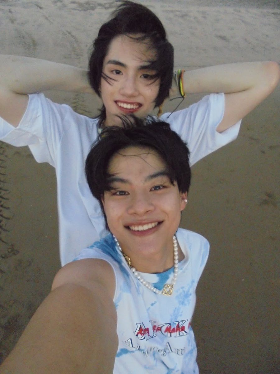 PHUTATCHAI OFFICIAL 🏒🎤 tweet media