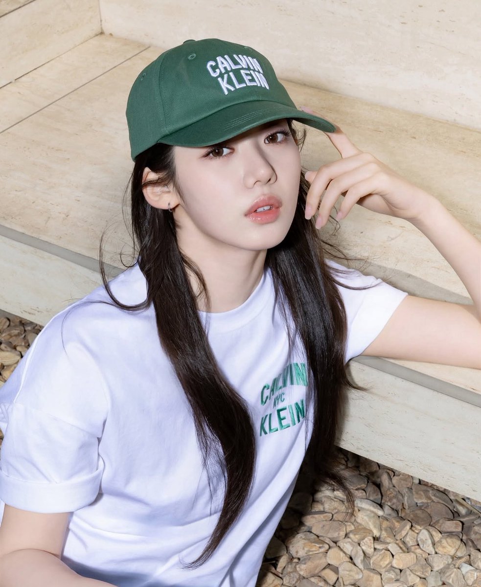 rorawarrior⚡︎ tweet media