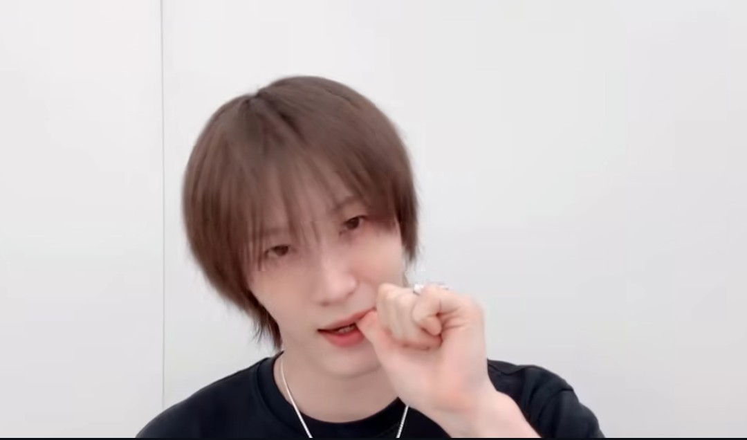 Antares 🐞 is UN1QUE ᯓ★🤘🏻 tweet media