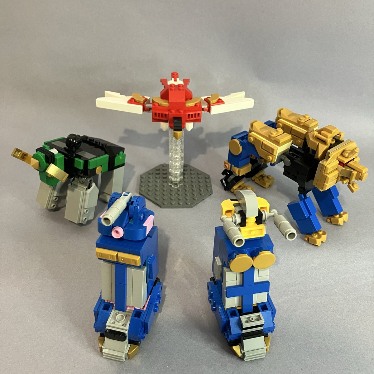 LegoGuy31's tweet photo. 超力戦隊オーレンジャー POWER RANGERS ZEO
#超力戦隊オーレンジャー #戦隊 #sentai #rangers #lego #powerrangers #zeo #supersentai #ohranger #hero #heroes #japan #japanese #toy #toys #legoafol #lego® #legogram #legomania #legofan #mmpr #legomoc #moc #afol #afols #mechas https://t.co/irXoQqh0bK