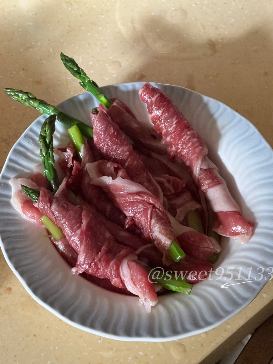 sweet951133's tweet photo. 锻炼一下我的做饭能力 让我用好厨艺加点buff😋 https://t.co/iwQNKNrnoo