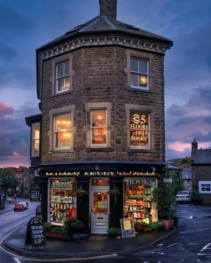 Had to share this absolutely breathtaking bookstore I found in Buxton, England