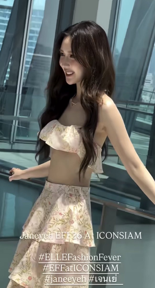 janeeyehkao tweet media