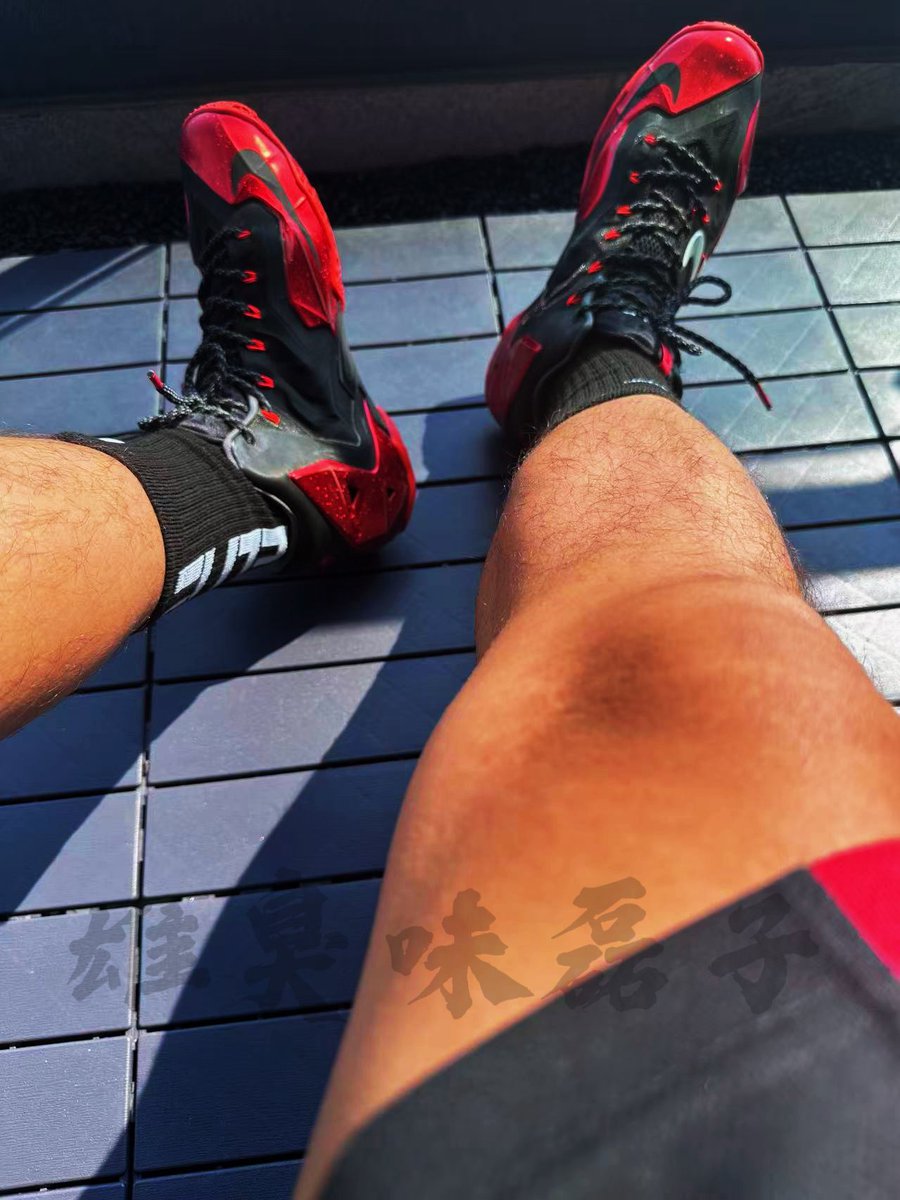 雄臭味磊子 tweet media