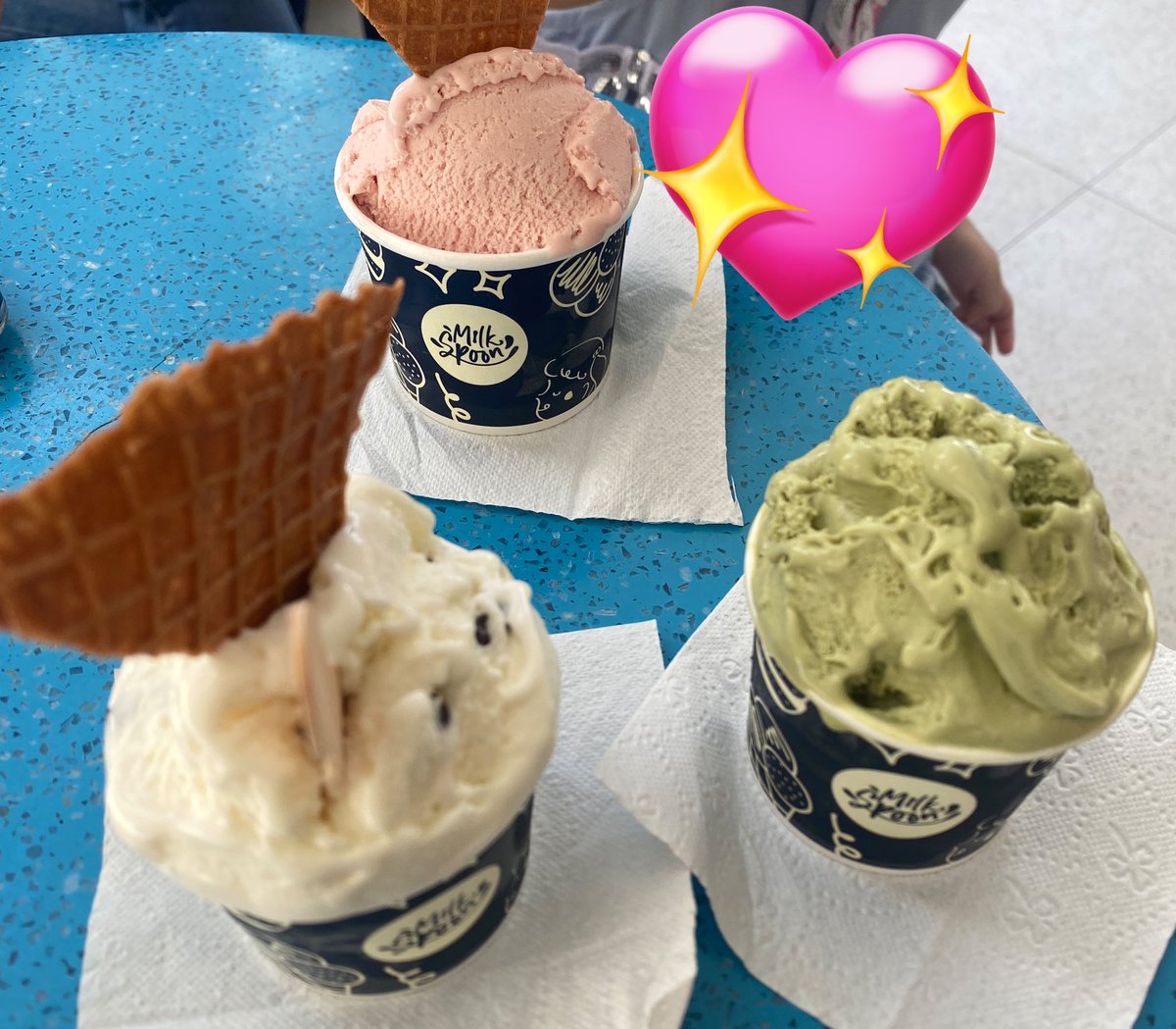 Noemi Hestia 🕊️🏳️ tweet media