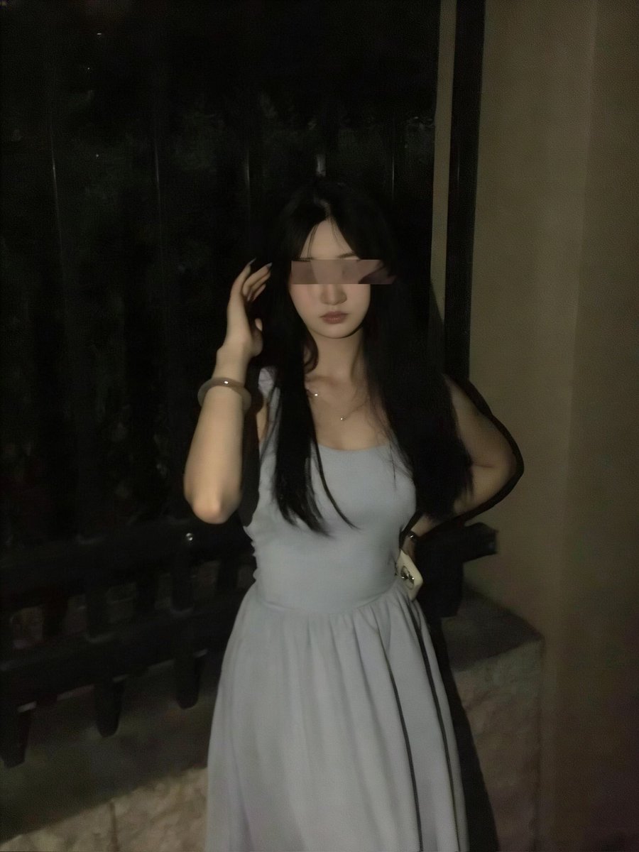 上海字母墙 tweet media