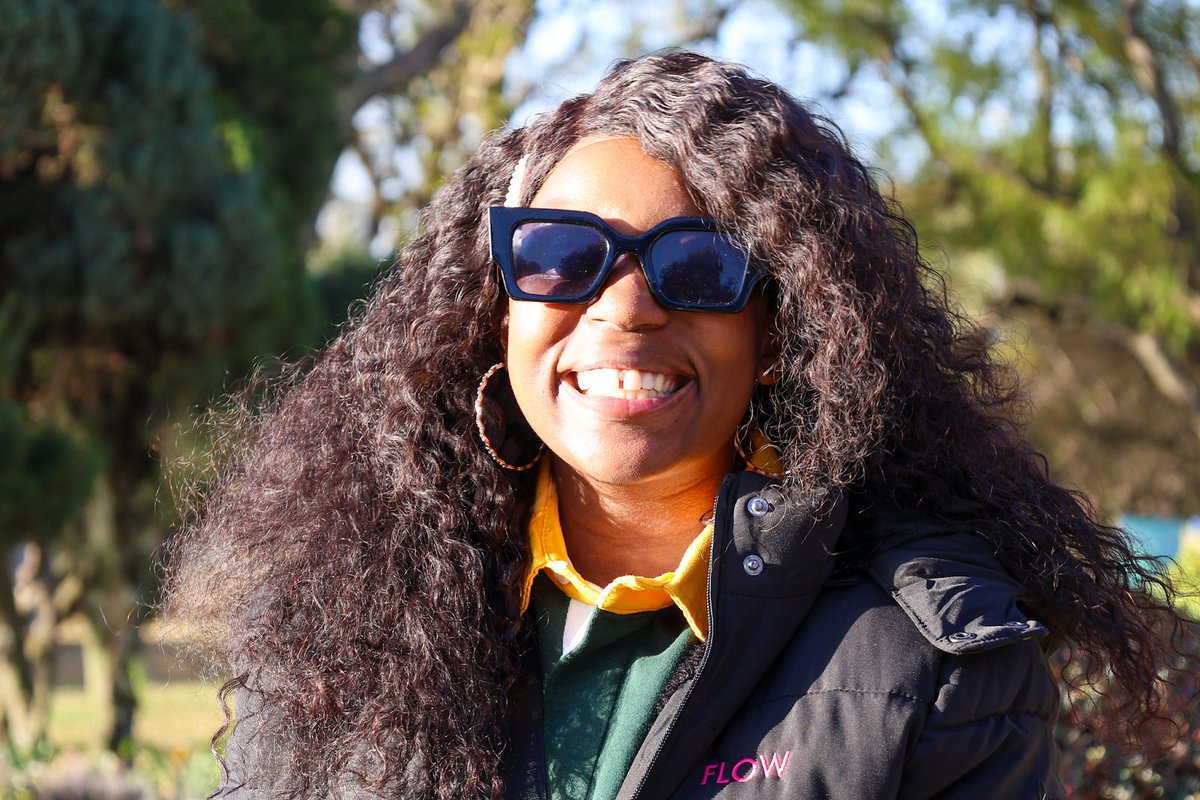 Flow Communications tweet media