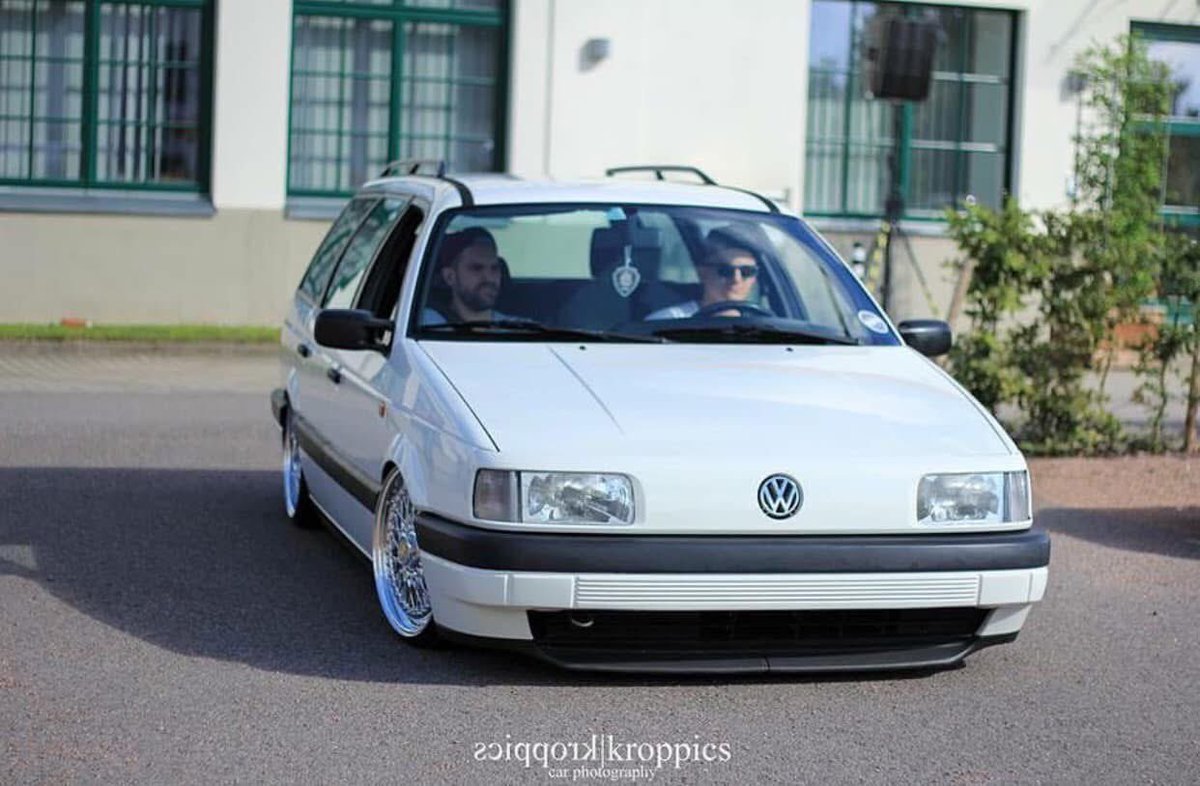 EpicDubs's tweet photo. 🐼
#VW #Volkswagen #Passat #VwPassat #b3Passat #Passat35i #BBSRS #BBSwheels #VwEstate #SaveTheWagons #Stanced #DubLife https://t.co/IfMqZEOChk