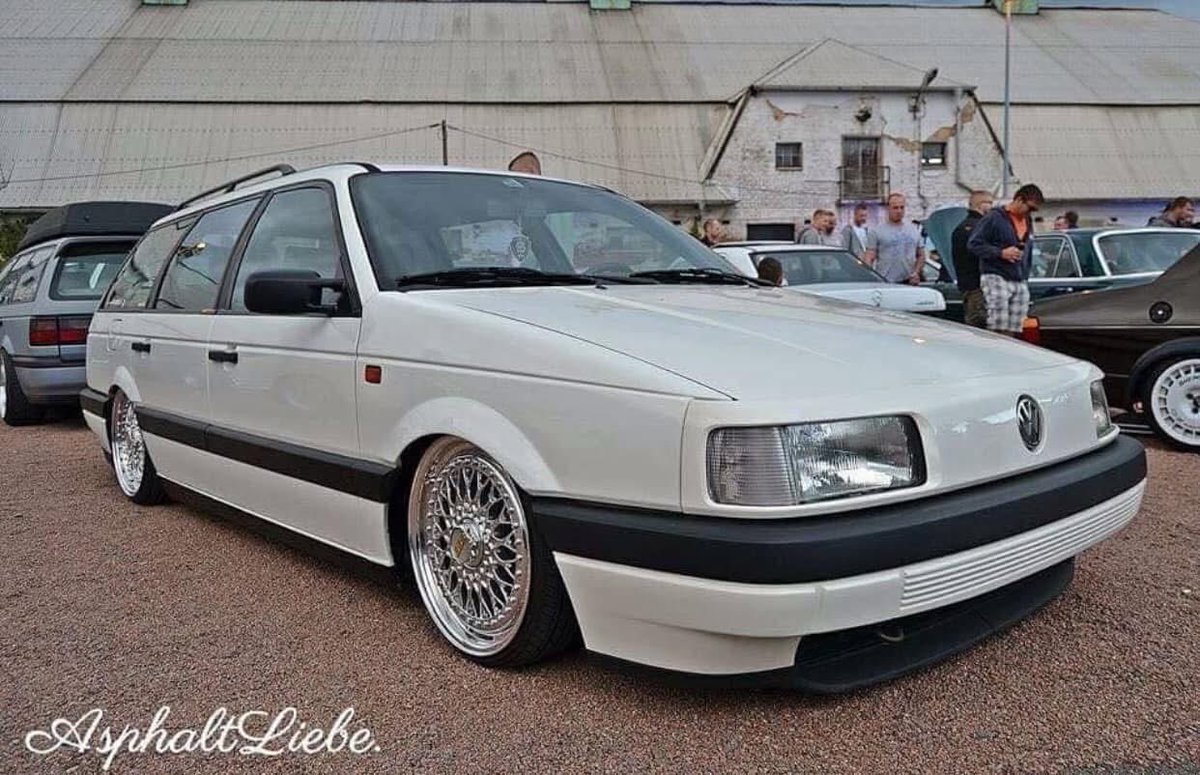 EpicDubs's tweet photo. 🐼
#VW #Volkswagen #Passat #VwPassat #b3Passat #Passat35i #BBSRS #BBSwheels #VwEstate #SaveTheWagons #Stanced #DubLife https://t.co/IfMqZEOChk