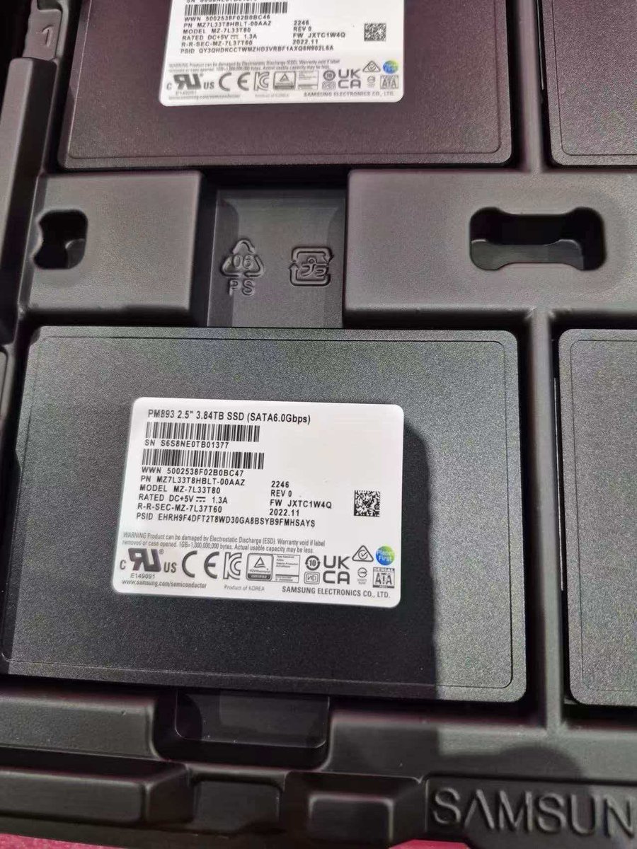 wangdonghuiibt's tweet photo. Brand new PM893 3.84 TB SSD，1000PCS stock in HK https://t.co/EVblsBkMl4