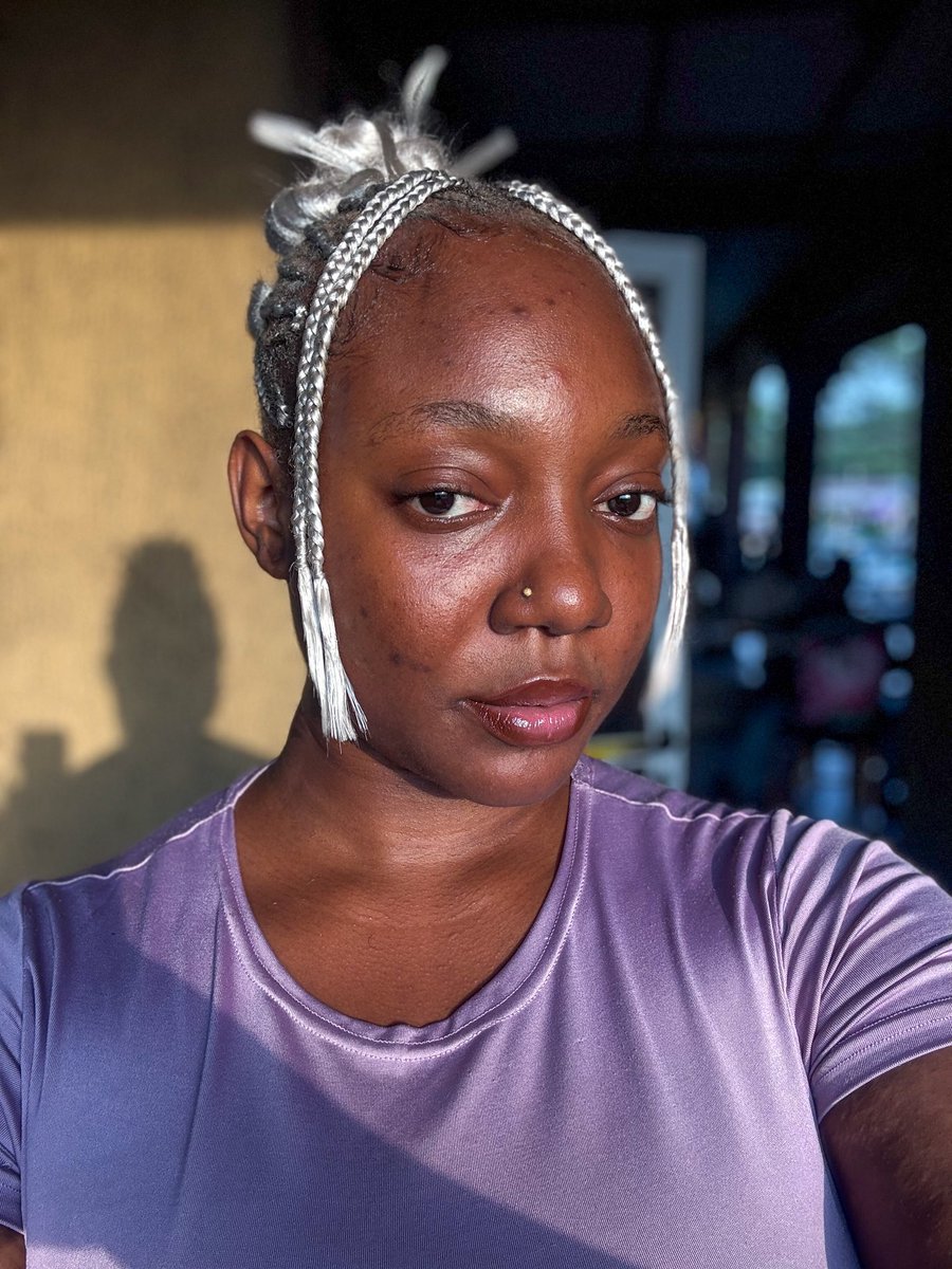 Combsbytolani tweet media