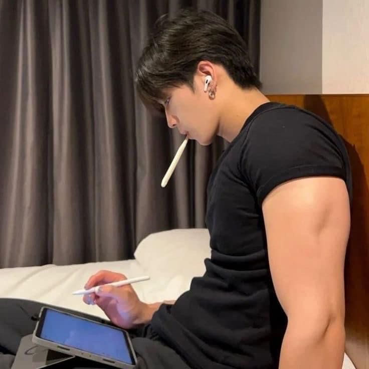 Alistair. tweet media