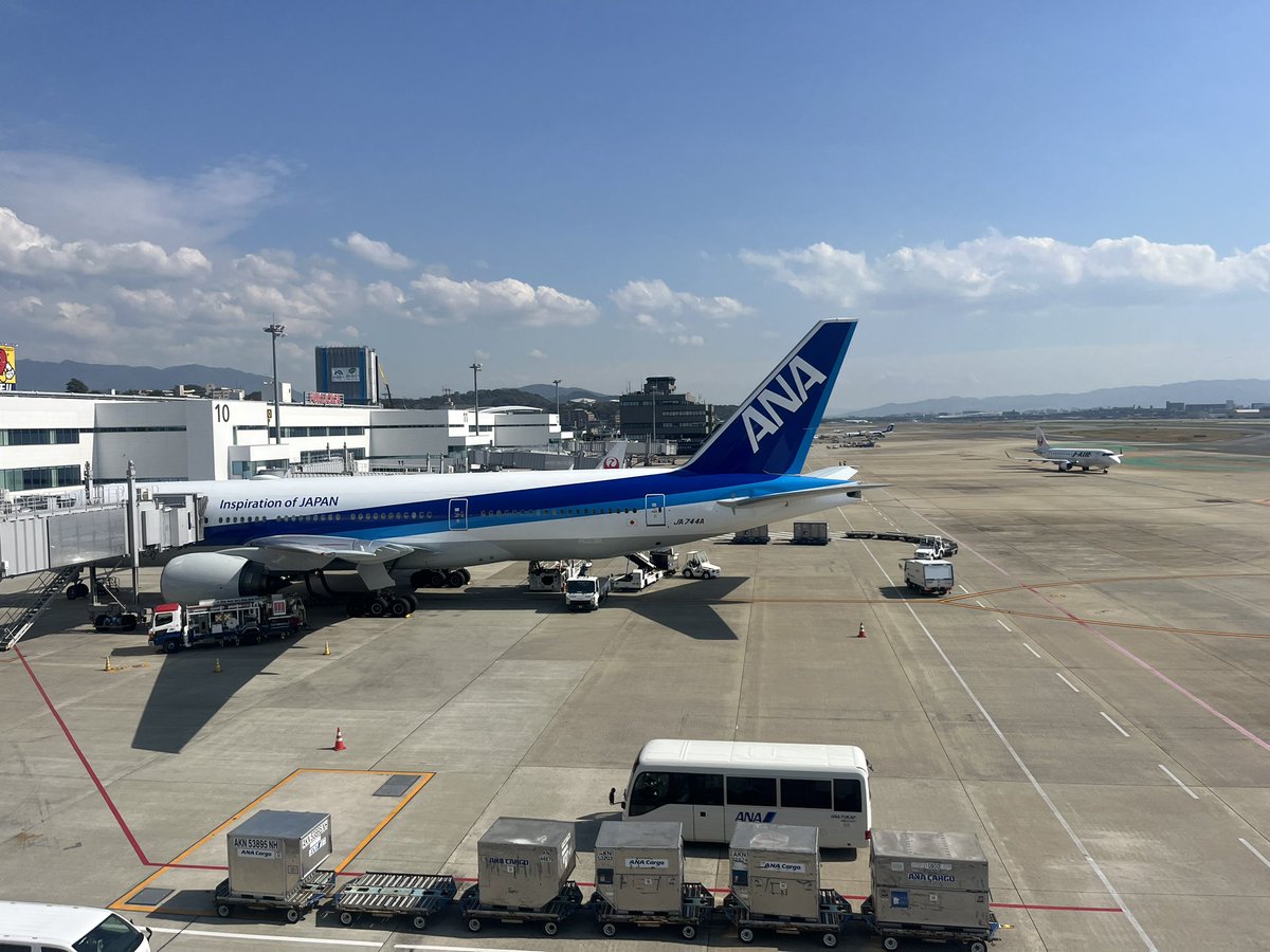もじじ tweet media