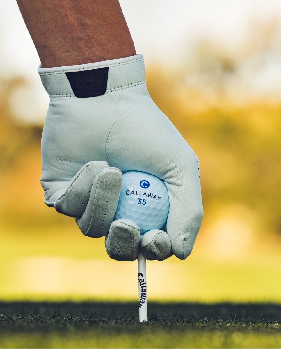 drummondgolf's tweet image. Classic look. Serious performance.🔥

The Callaway Chrome Tour Retro Golf Balls combine a classic, vintage-inspired look with the latest in tour-level innovation.

Available in-store and online late March.

#CallawayGolf #RetroGolf #NewGearisHere