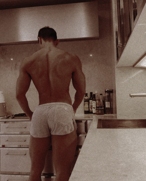 𝐓𝗁𝖾 𝐎𝗎𝗍𝗅𝖺𝗐 ！ tweet media