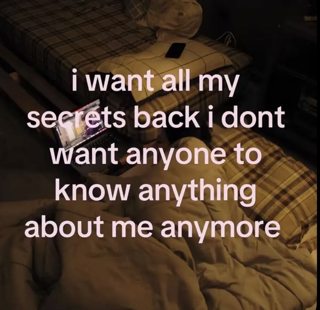 𐚁 (@kaylavosss) on Twitter photo 