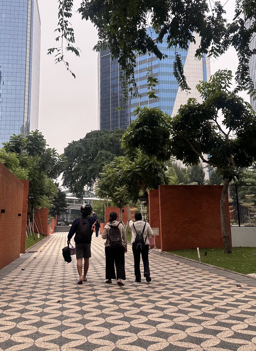 s ˚☆༄ tweet media